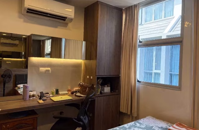 Room Rent • Hougang •  Charlton Residences • S$1500 • Terraced House • Master Room
