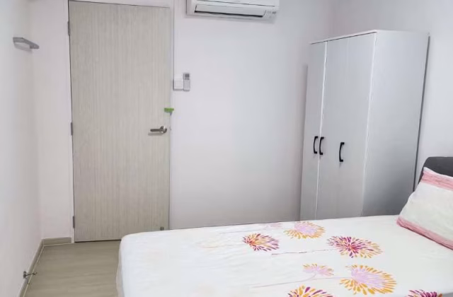 Room Rent • Sembawang • 354A Admiralty Drive • S$750 • 4-Room (3 BR) • Common Room