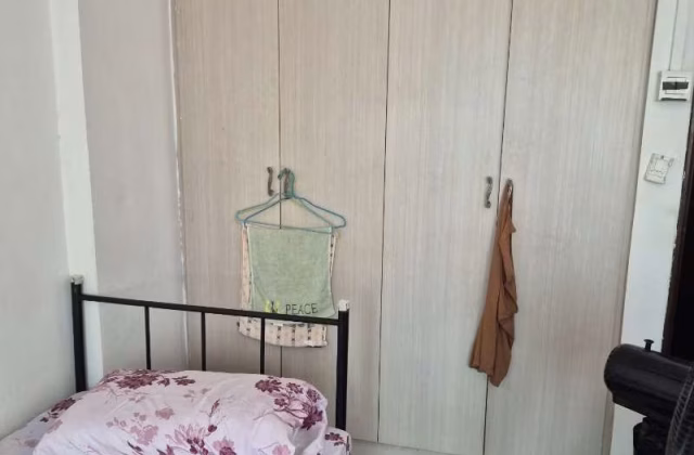 Room Rent • Yishun • 265 Yishun Street 22 • S$450 • 4-Room (3 BR) • Room Sharing