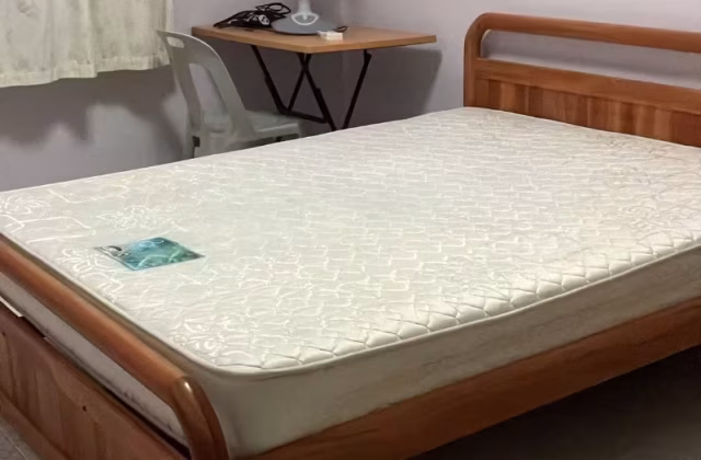 Room Rent • Serangoon • 330 Serangoon Avenue 3 • S$1000 • 4-Room (3 BR) • Common Room