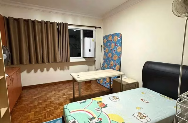 Room Rent • Geylang • 413 Eunos Road 5 • S$950 • 3-Room (2 BR) • Common Room