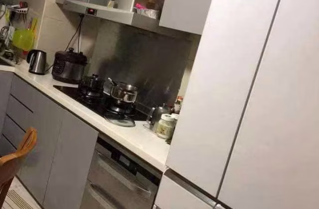 Room Rent • Tampines • 871A Tampines Street 84 • S$1200 • 4-Room (3 BR) • Maid Room