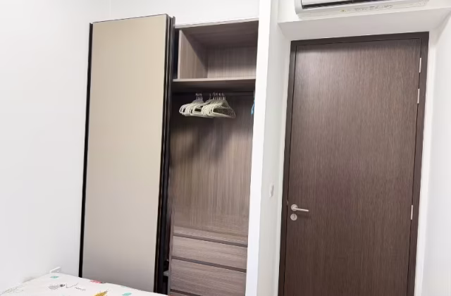 Room Rent • Tampines •  Tenet • S$1200 • Condo • Common Room