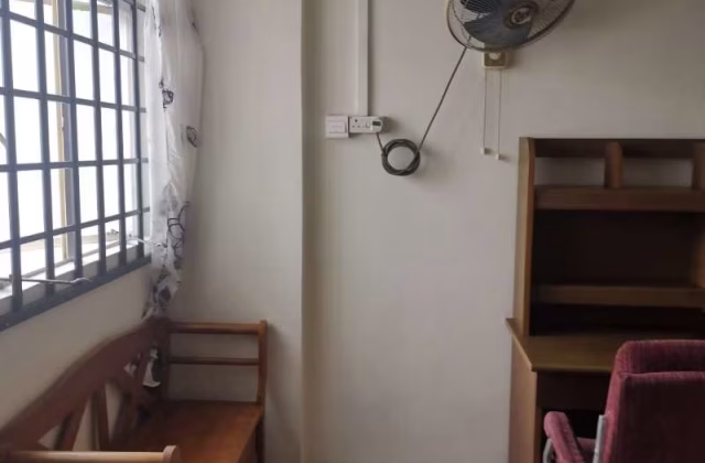 Room Rent • Yishun • 794 Yishun Ring Road • S$1100 • 4-Room (3 BR) • Master Room