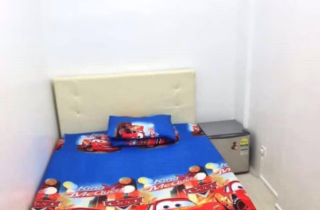 Room Rent • Outram •  People's Park Complex • S$999 • Apartment • Common Room