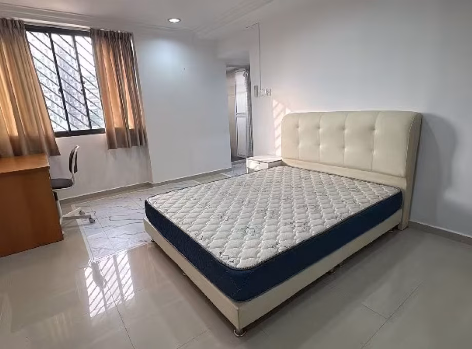 Room Rent • Geylang •  City Plaza • S$1650 • Apartment • Master Room Photo