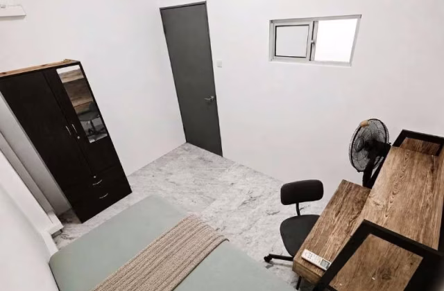 Room Rent • Bukit Timah •  Sun Court • S$1000 • Walk-up • Common Room