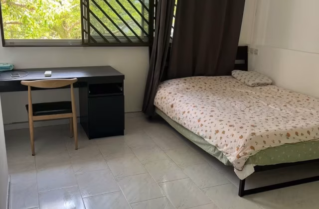 Room Rent • Pasir Ris • 421 Pasir Ris Drive 6 • S$1200 • 2-Room (1 BR) • Common Room