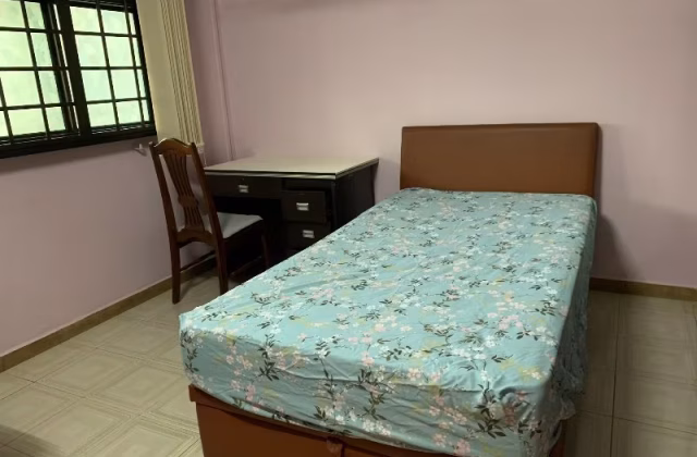 Room Rent • Bishan • 115 Bishan Street 12 • S$1050 • 4-Room (3 BR) • Common Room