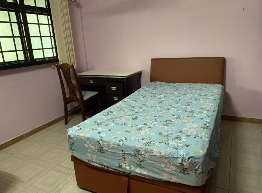 Room Rent • Bishan • 115 Bishan Street 12 • S$1050 • 4-Room (3 BR) • Common Room Photo