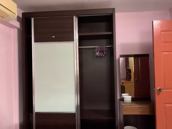 Room Rent • Bishan • 115 Bishan Street 12 • S$1050 • 4-Room (3 BR) • Common Room Photo