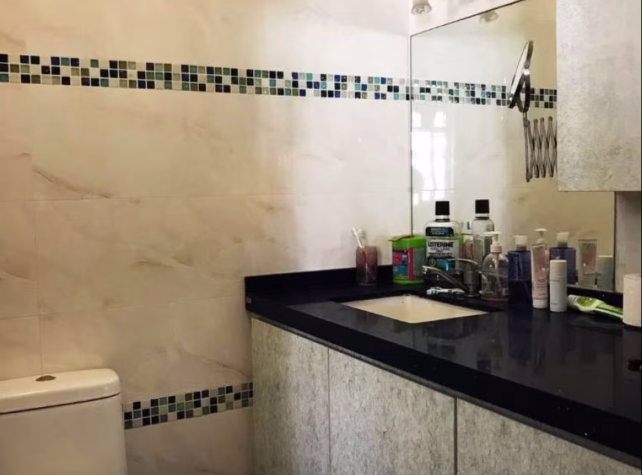Room Rent • Jurong West • 667D Jurong West Street 65 • S$1200 • 4-Room (3 BR) • Common Room Photo