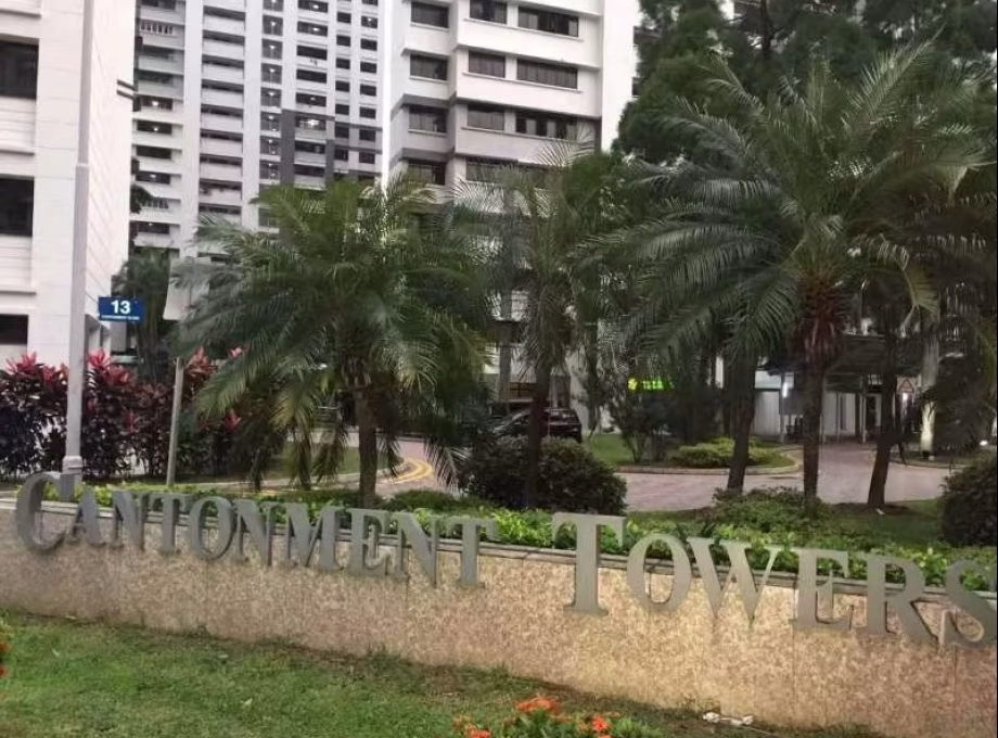 Room Rent • Bukit Merah • 17 Cantonment Close • S$1300 • 5-Room (4 BR) • Common Room Photo