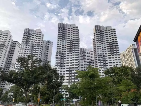 Room Rent • Bukit Merah • 17 Cantonment Close • S$1300 • 5-Room (4 BR) • Common Room Photo