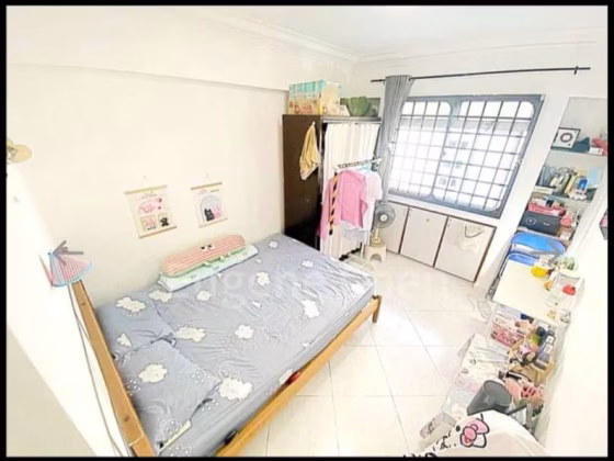 House Sale • Jurong West • 668A Jurong West Street 64 • S$580000 • 3-Room (2 BR) • 915ft² / 85m² Photo
