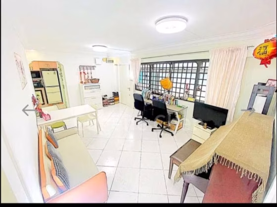 House Sale • Jurong West • 668A Jurong West Street 64 • S$580000 • 3-Room (2 BR) • 915ft² / 85m² Photo