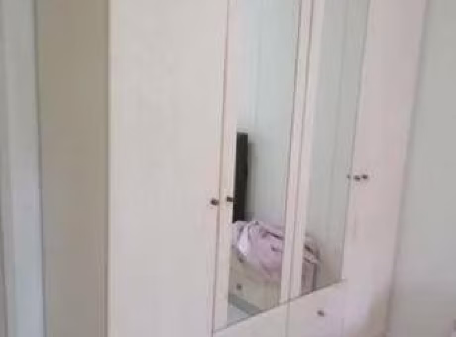 Room Rent • Pasir Ris • 512 Pasir Ris Street 52 • S$950 • 5-Room (4 BR) • Common Room Photo