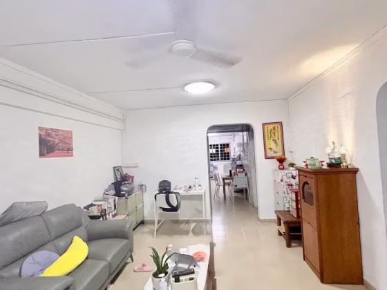 Room Rent • Ang Mo Kio • 474 Ang Mo Kio Avenue 10 • S$1000 • 4-Room (3 BR) • Common Room Photo