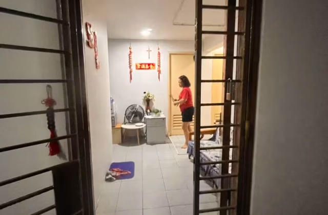 Room Rent • Yishun • 435 Yishun Avenue 6 • S$450 • 4-Room (3 BR) • Common Room