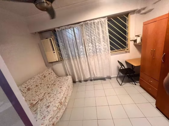 Room Rent • Yishun • 435 Yishun Avenue 6 • S$450 • 4-Room (3 BR) • Common Room Photo