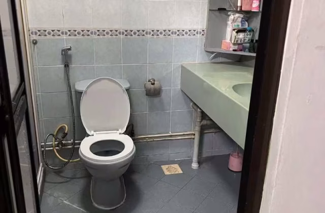 Room Rent • Sembawang • 502A Wellington Circle • S$1400 • 5-Room (4 BR) • Master Room