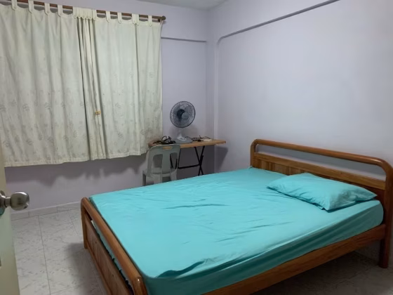 Room Rent • Serangoon • 330 Serangoon Avenue 3 • S$1000 • 4-Room (3 BR) • Common Room Photo