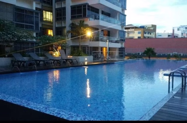 Room Rent • Geylang •  Atrium Residences • S$1800 • Apartment • Master Room