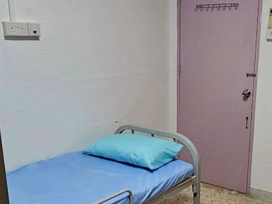 Room Rent • Ang Mo Kio • 465 Ang Mo Kio Avenue 10 • S$650 • 5-Room (4 BR) • Room Sharing Photo
