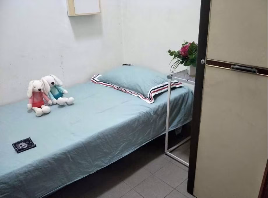Room Rent • Jurong East •  Parc Oasis • S$650 • Condo • Maid Room Photo