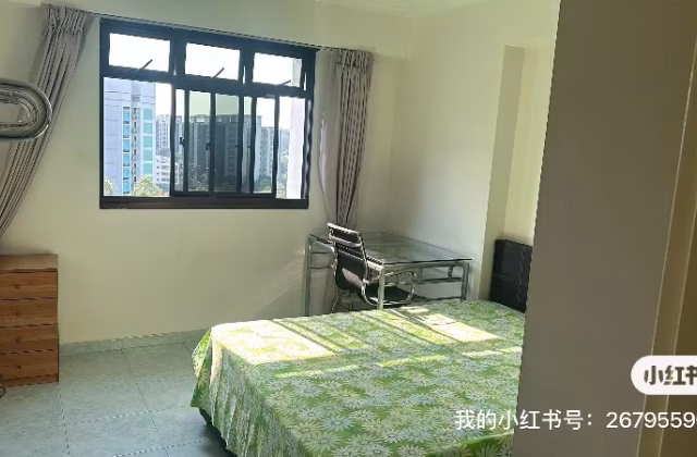 Room Rent • Woodlands • 525 Woodlands Drive 14 • S$950 • 4-Room (3 BR) • Common Room
