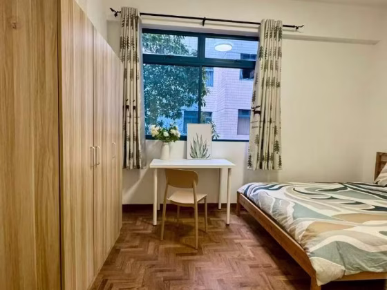 Room Rent • Geylang •  Palm Lodge • S$1850 • Apartment • Master Room Photo