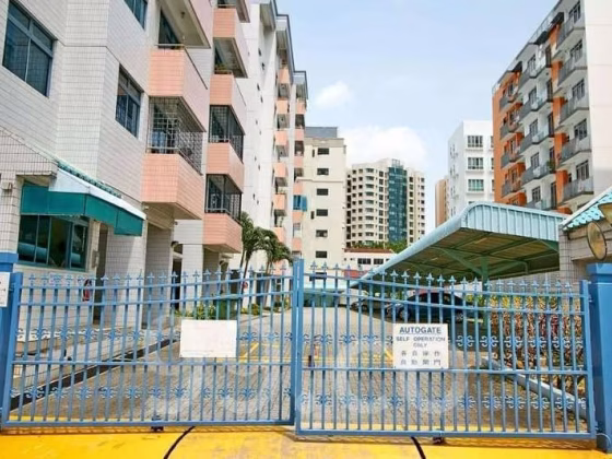 Room Rent • Geylang •  Palm Lodge • S$1850 • Apartment • Master Room Photo