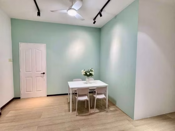 Room Rent • Geylang •  Palm Lodge • S$1850 • Apartment • Master Room Photo