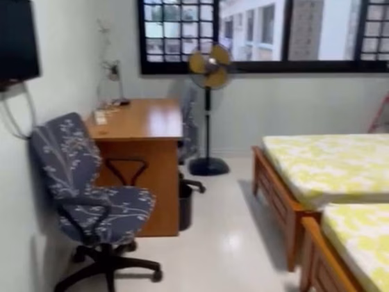 Room Rent • Yishun • 931 Yishun Central 1 • S$900 • 4-Room (3 BR) • Common Room Photo