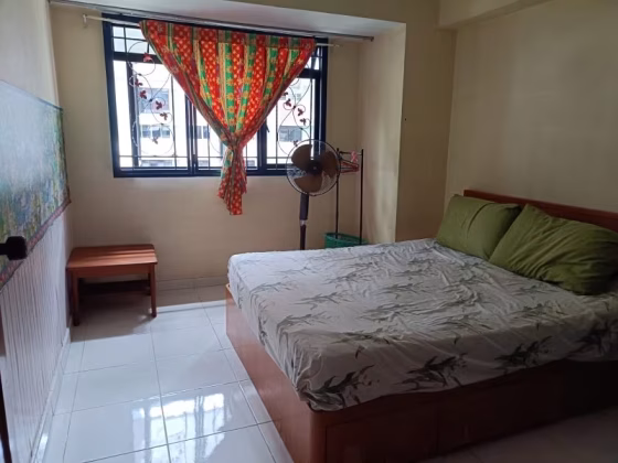 Room Rent • Woodlands • 684D Woodlands Drive 73 • S$900 • 4-Room (3 BR) • Common Room Photo