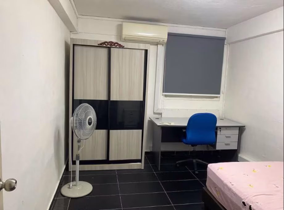 Room Rent • Bedok • 56 New Upper Changi Road • S$800 • 3-Room (2 BR) • Common Room Photo