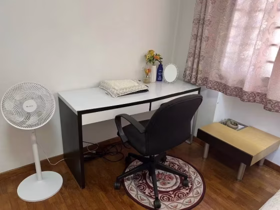 Room Rent • Sengkang • 258A Compassvale Road • S$1000 • 4-Room (3 BR) • Common Room Photo
