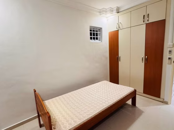 Room Rent • Woodlands • 613 Woodlands Avenue 4 • S$800 • 3-Room (2 BR) • Common Room Photo