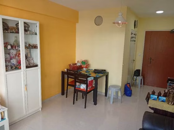 House Sale • Sengkang • 418A Fernvale Link • S$530000 • 3-Room (2 BR) • 721ft² / 66m² Photo