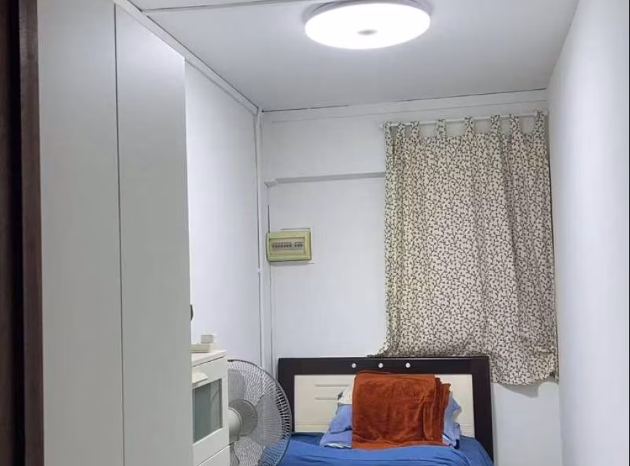 Room Rent • Geylang • 36 Cassia Crescent • S$800 • 3-Room (2 BR) • Common Room Photo
