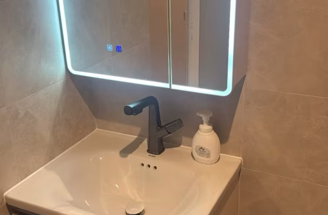 Room Rent • Geylang •  Camellia Lodge • S$1300 • Apartment • Common Room