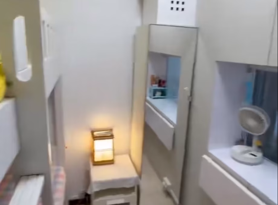 Room Rent • Geylang •  Central Grove • S$1100 • Apartment • Common Room Photo