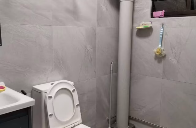 Room Rent • Woodlands • 552 Woodlands Drive 44 • S$800 • 4-Room (3 BR) • Common Room