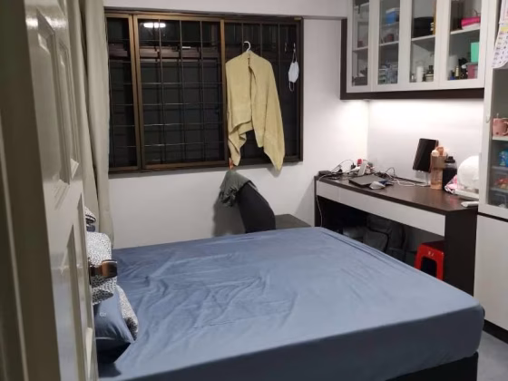 Room Rent • Woodlands • 552 Woodlands Drive 44 • S$800 • 4-Room (3 BR) • Common Room Photo
