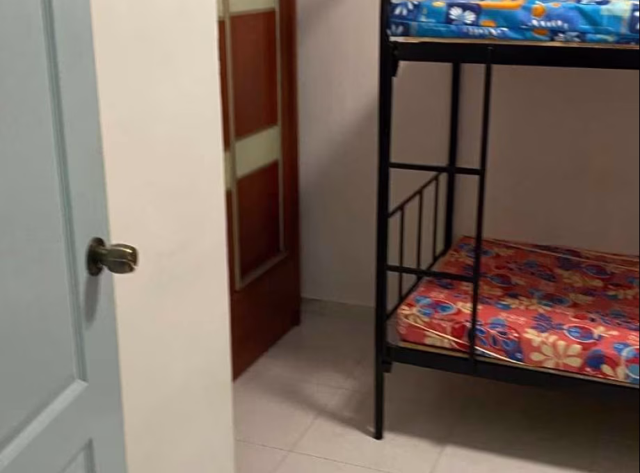 Room Rent • Sengkang • 247 Compassvale Road • S$550 • 4-Room (3 BR) • Room Sharing Photo