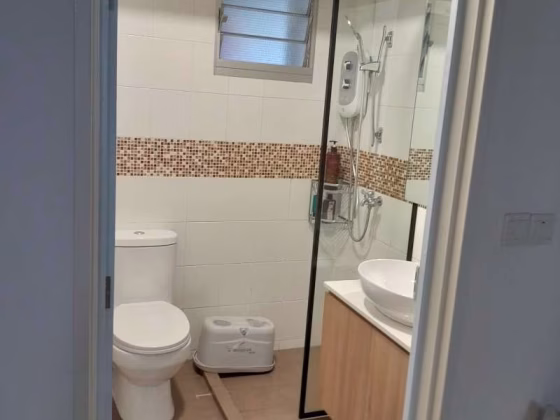Room Rent • Sengkang • 430A Fernvale Link • S$750 • 4-Room (3 BR) • Common Room Photo