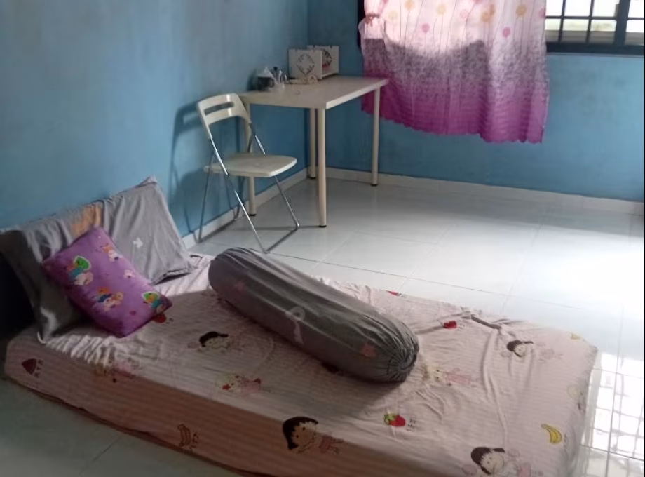 Room Rent • Serangoon • 514 Serangoon North Avenue 4 • S$580 • 4-Room (3 BR) • Common Room Photo