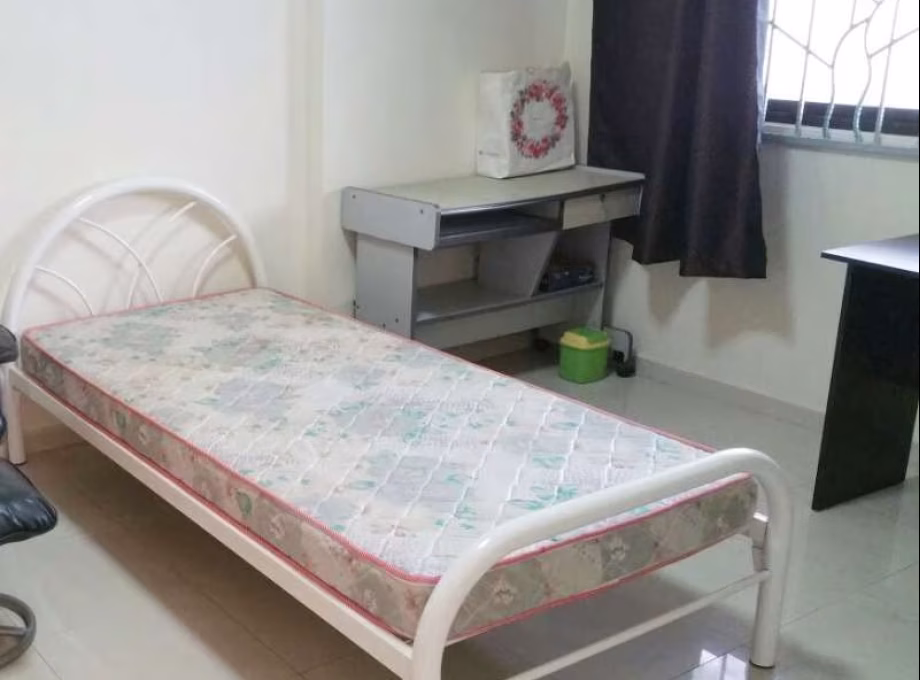 Room Rent • Ang Mo Kio • 540 Ang Mo Kio Avenue 10 • S$800 • 3-Room (2 BR) • Common Room Photo