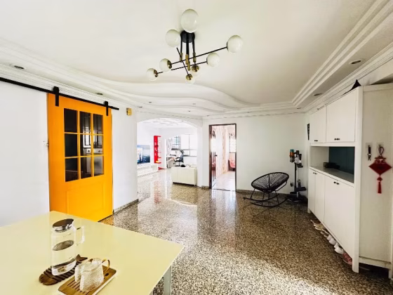 House Sale • Woodlands • 536 Woodlands Drive 14 • S$729000 • 3-Room (2 BR) • 1346ft² / 125m² Photo