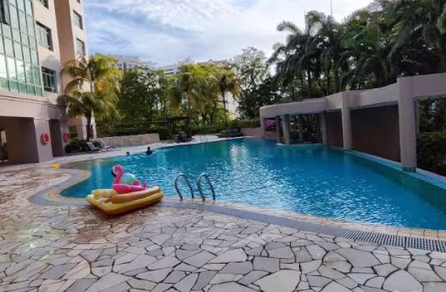 Room Rent • Singapore River •  Tiara • S$1350 • Condo • Common Room